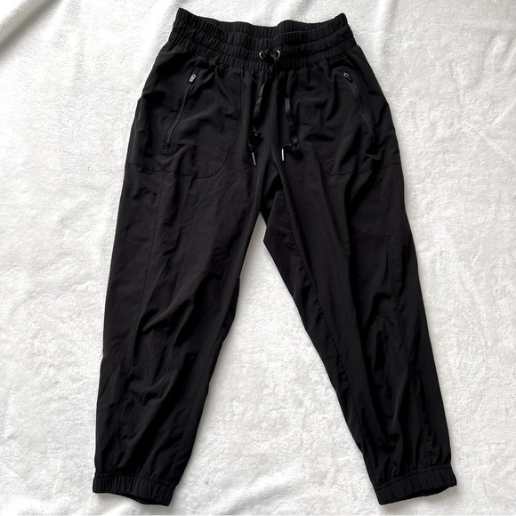 Kyoden Black Capri Joggers - Picture 1 of 11